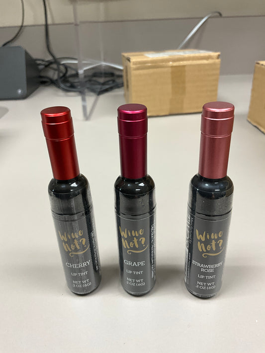 Two’s Company Wine Bottle Lip Gloss